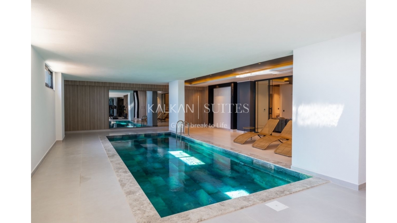 Villa Safran Flower  3516
