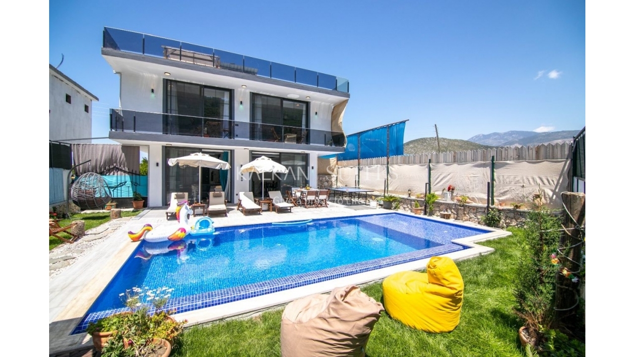 Villa Bahçe  4640